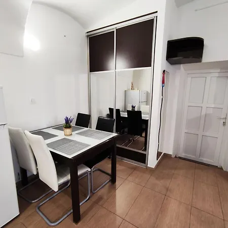 Studio Apartment Sisters 3-4 Ljubljana Exterior photo